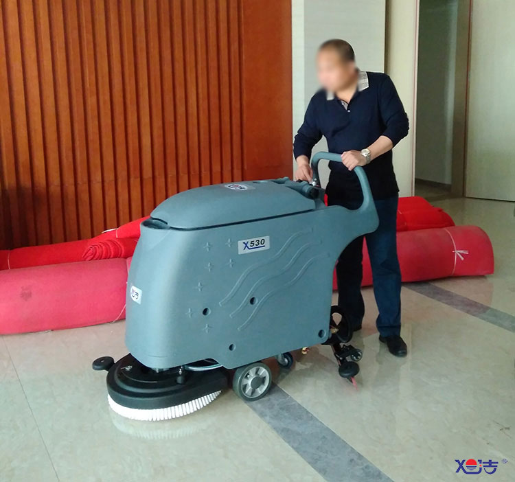 辦公室保潔,環(huán)保無(wú)污染無(wú)噪音,高效清潔-辦公室洗地機(jī)